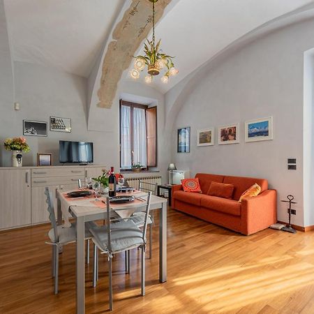 L'Antico Cedro Apartment Alba  Exteriör bild