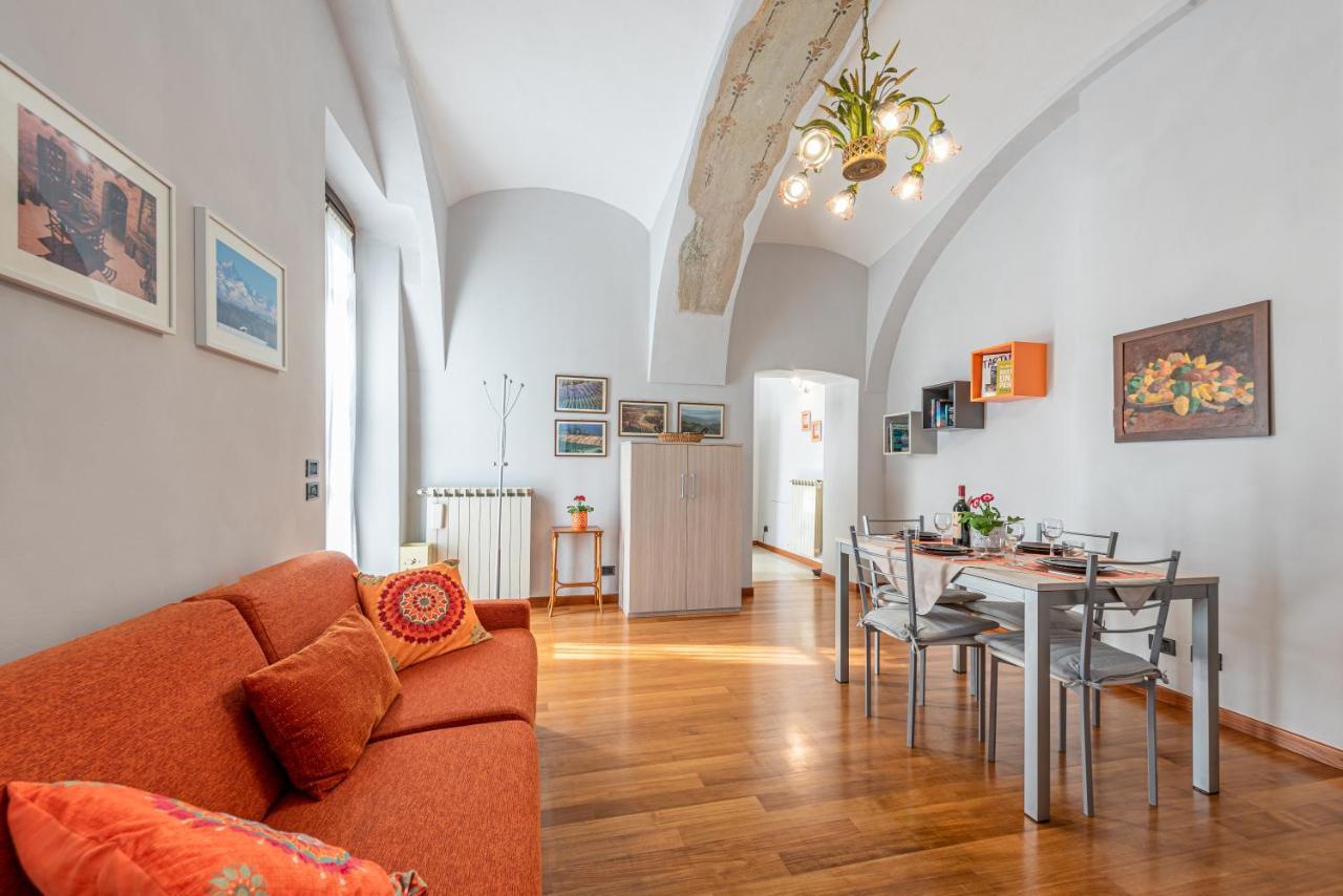 L'Antico Cedro Apartment Alba  Exteriör bild